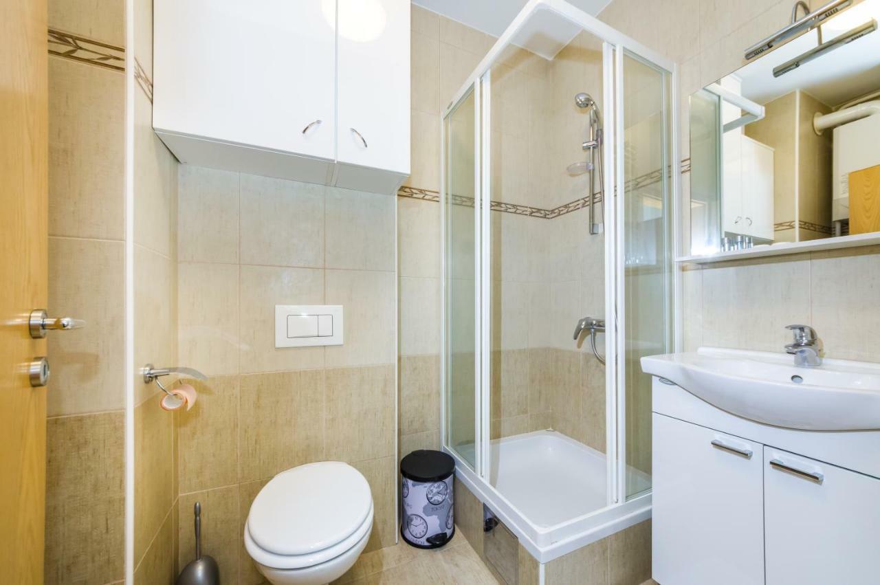 Studio Apartment K & K With Free Garage Ζαντάρ Εξωτερικό φωτογραφία